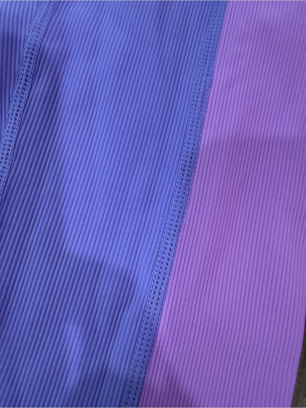 Wilo Lavender and Pink Two-Piece Active Set - Picture 5 of 9